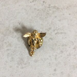 Gold Cupid pin